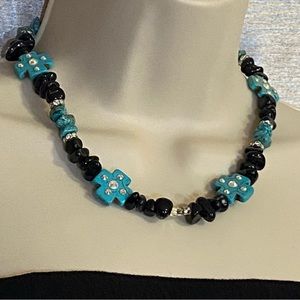 Stone and rhinestone cross necklace shades of blue, 18”, toggle clasp GUC